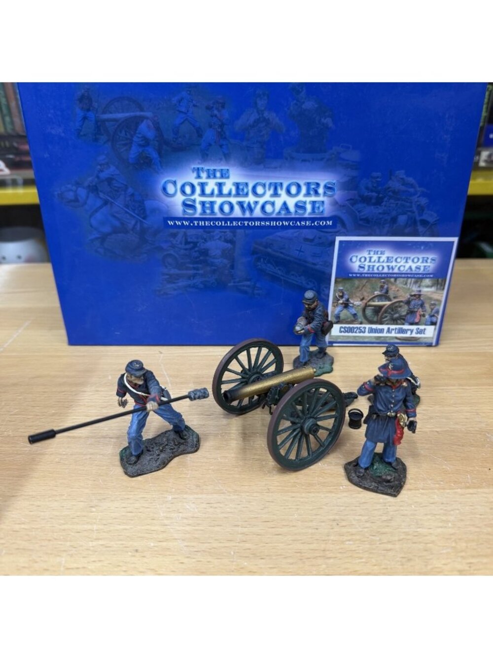 The Collectors Showcase CS00253 Toy Soldier Artillery Set 1:30 Scale Blue